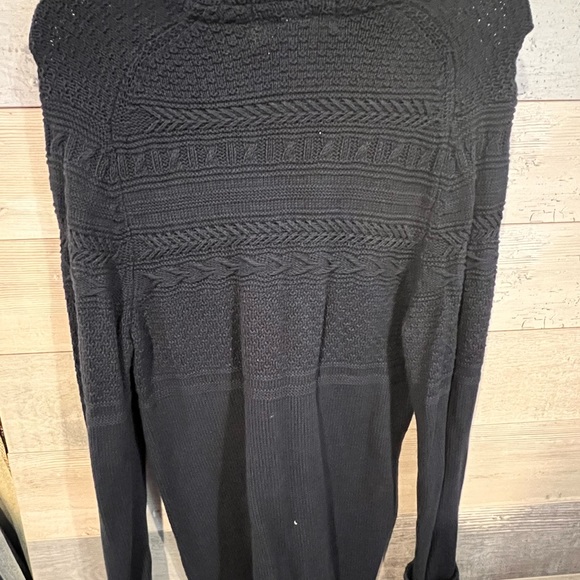 H&M - Picture 2 of 4